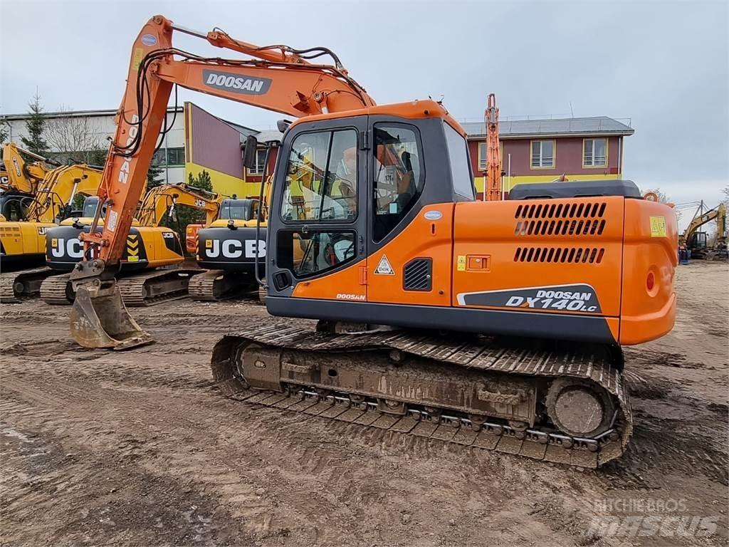 Doosan DX140LC-3 Гусеничні екскаватори