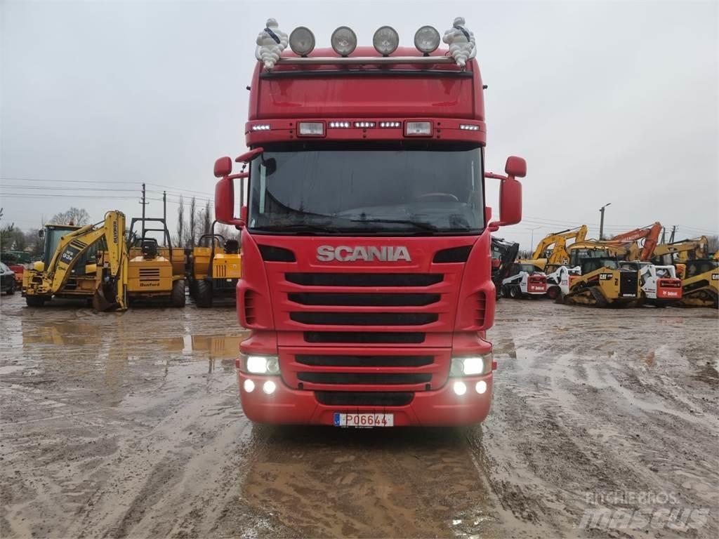 Scania R620 Вантажівки з гаковим підйомом