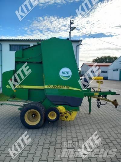 John Deere 592 Рулонні прес-підбирачі