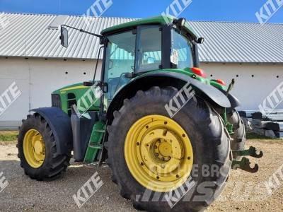 John Deere 6930 Трактори