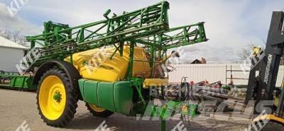 John Deere 732i/21 Причіпні обприскувачі