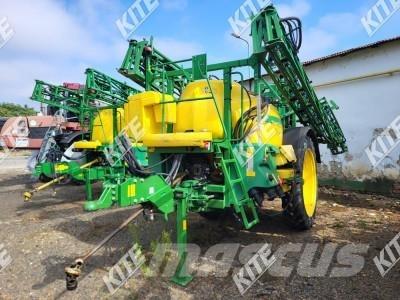 John Deere 732I/27M Причіпні обприскувачі