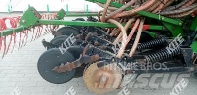 John Deere 740A Сівалки