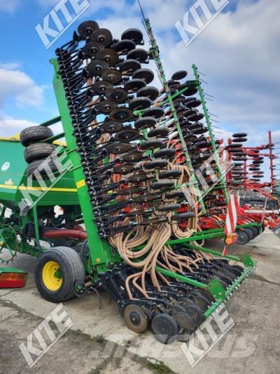 John Deere 740A 9M Сівалки