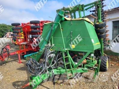 John Deere 740A 9M Сівалки
