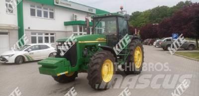John Deere 8310 Трактори