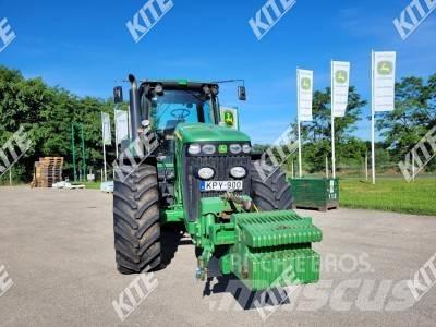 John Deere 8430 Трактори