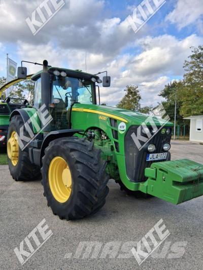 John Deere 8430 Трактори