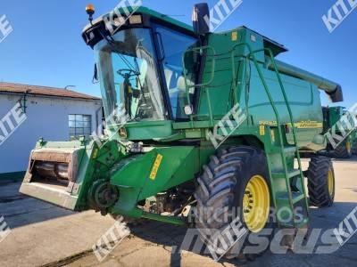 John Deere 9560 WTS 2WD Зернозбиральні комбайни