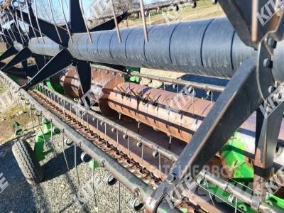 John Deere 9560 WTS 2WD Зернозбиральні комбайни
