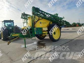 John Deere M740i Причіпні обприскувачі