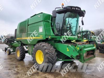 John Deere T550 2WD Зернозбиральні комбайни