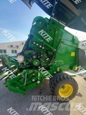 John Deere V451M Рулонні прес-підбирачі