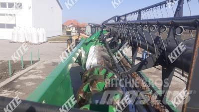 John Deere W540 2WD Зернозбиральні комбайни