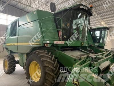 John Deere W650 Зернозбиральні комбайни