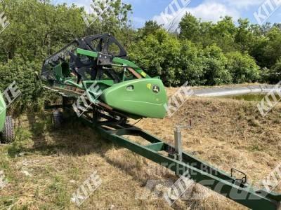 John Deere W650 Зернозбиральні комбайни