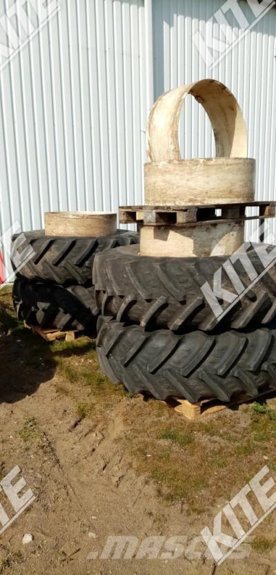 New Holland 9282 Трактори
