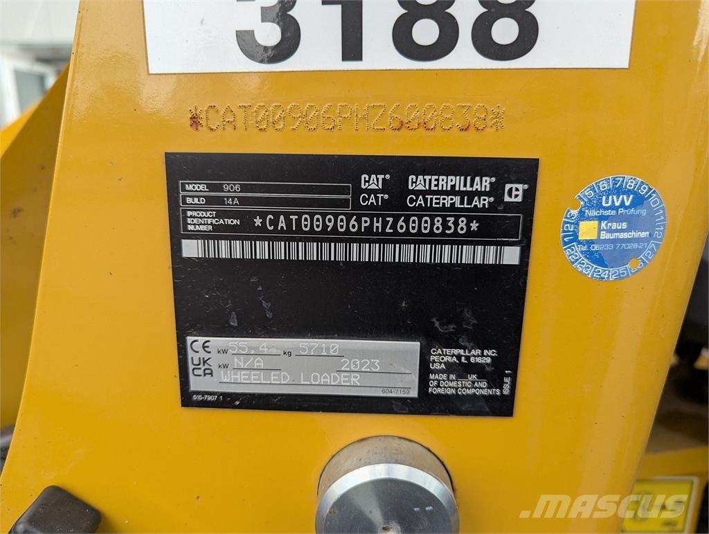 CAT 906 Фронтальні навантажувачі