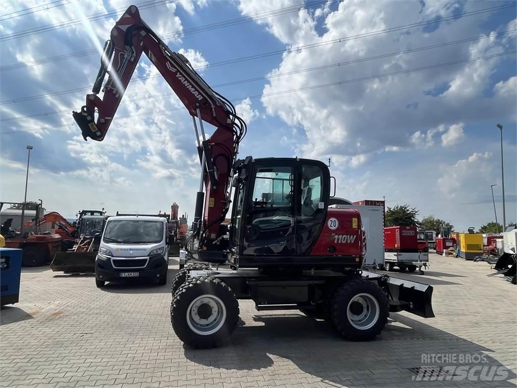 Yanmar B110W Колісні екскаватори