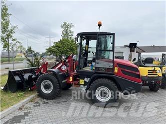 Yanmar V80 Фронтальні навантажувачі