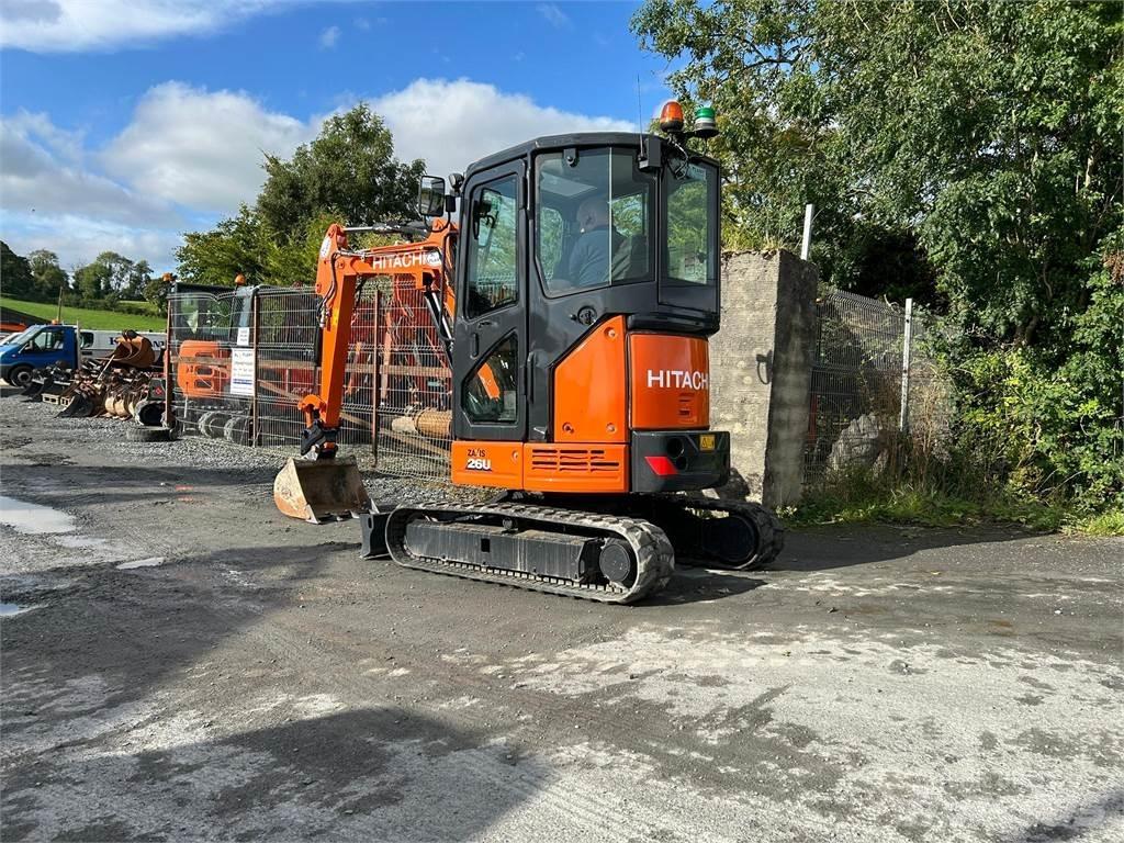 Hitachi 2019 ZX26U-6 Гусеничні екскаватори