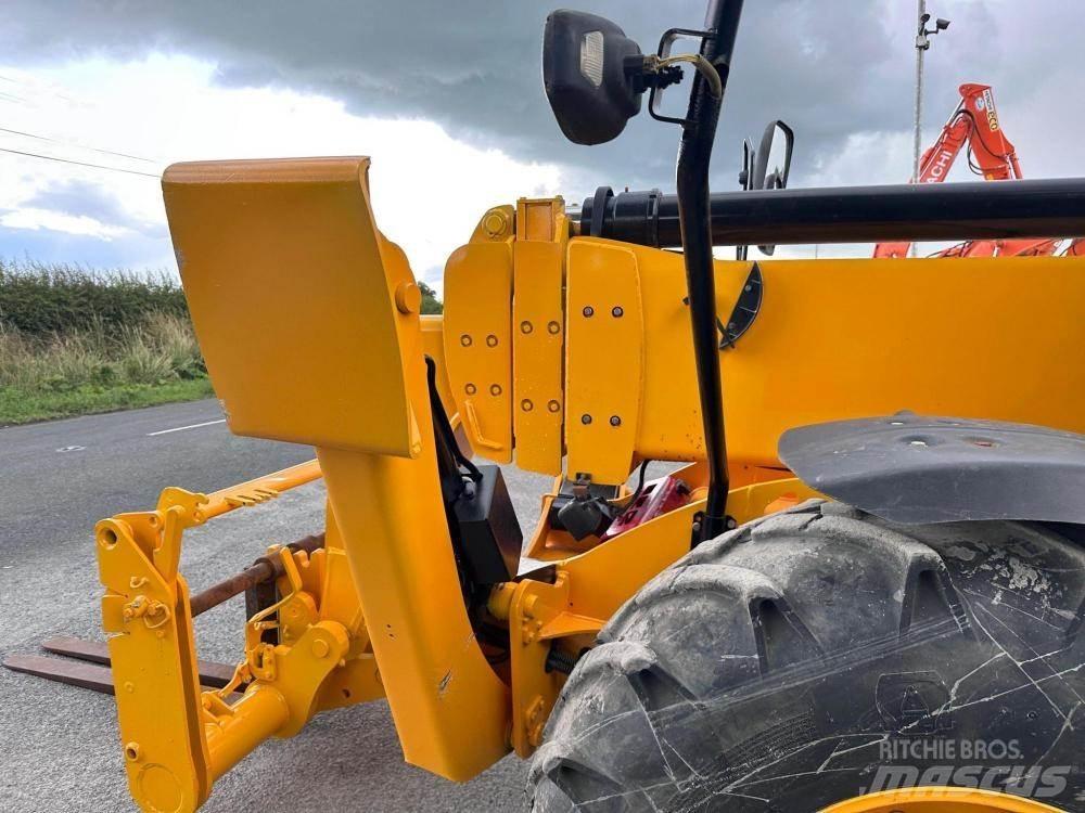 JCB 540-170 Телескопічні навантажувачі