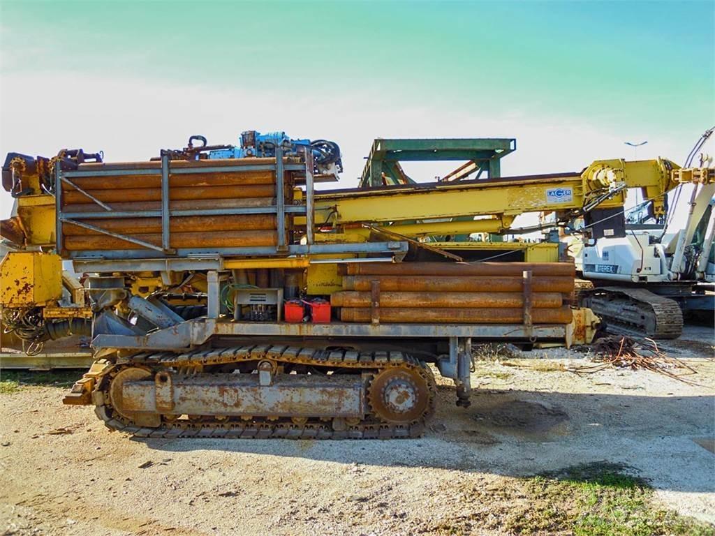 Atlas Copco Mustang 13-F3 Свердлильні установки
