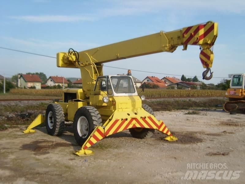 Austin WESTERN автокрани всюдиходи