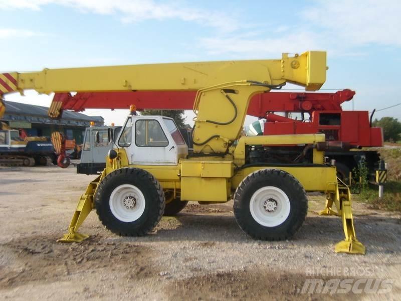 Austin WESTERN автокрани всюдиходи