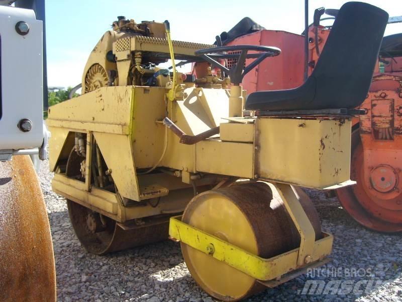 Bitelli 40 Котки тротуарні