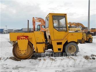 Bomag BW-161AC Котки тротуарні