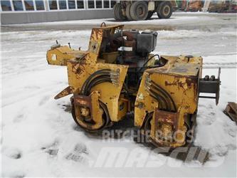 Bomag BW-75AD Котки тротуарні