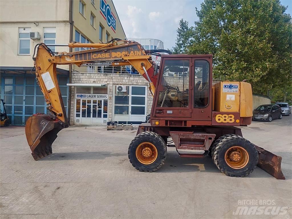 Case Poclain 688P Колісні екскаватори