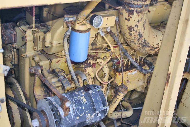 CAT 245 Гусеничні екскаватори