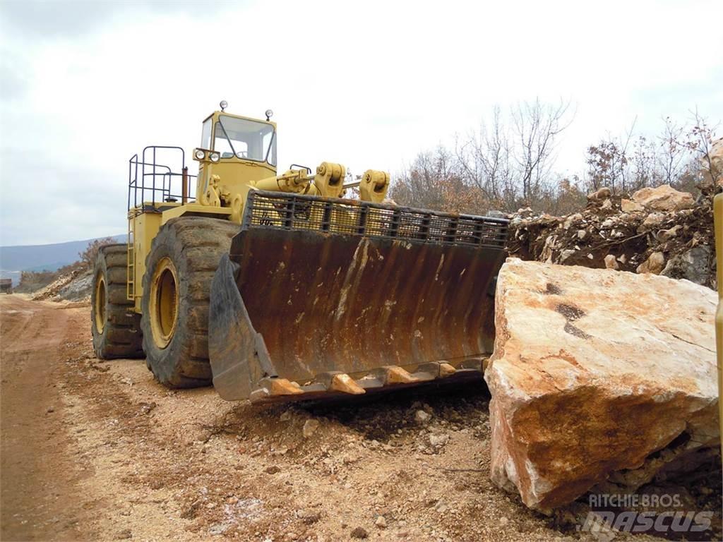 CAT 992C Фронтальні навантажувачі