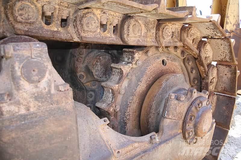 CAT D9H Гусеничні бульдозери