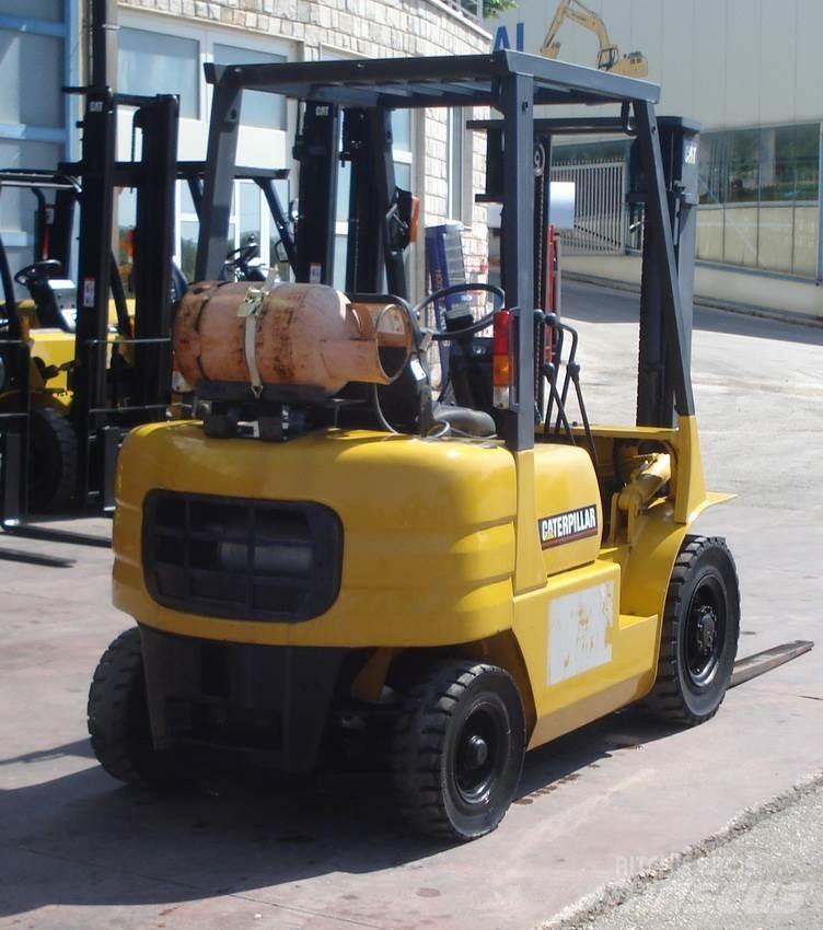 CAT GP20 Газові навантажувачі