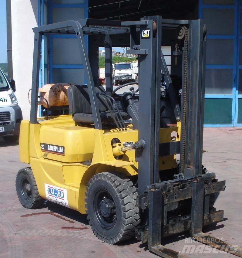 CAT GP20 Газові навантажувачі