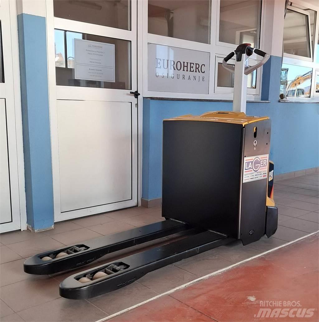 CAT NPP20N2 Штабелери