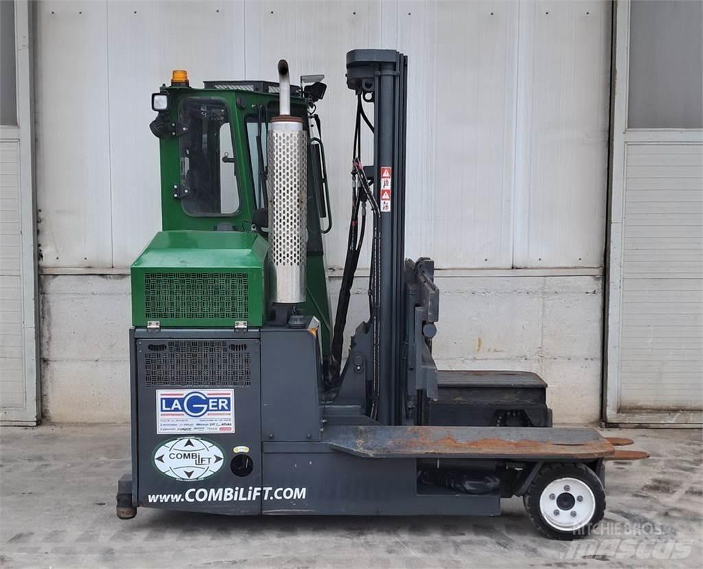 Combilift C3000 Газові навантажувачі