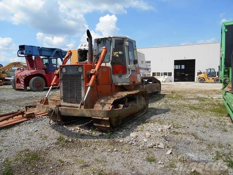 Fiat-Hitachi FD-145-1T Гусеничні бульдозери