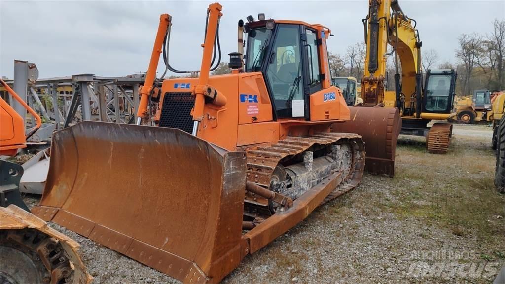 Fiat-Kobelco D180 Гусеничні бульдозери