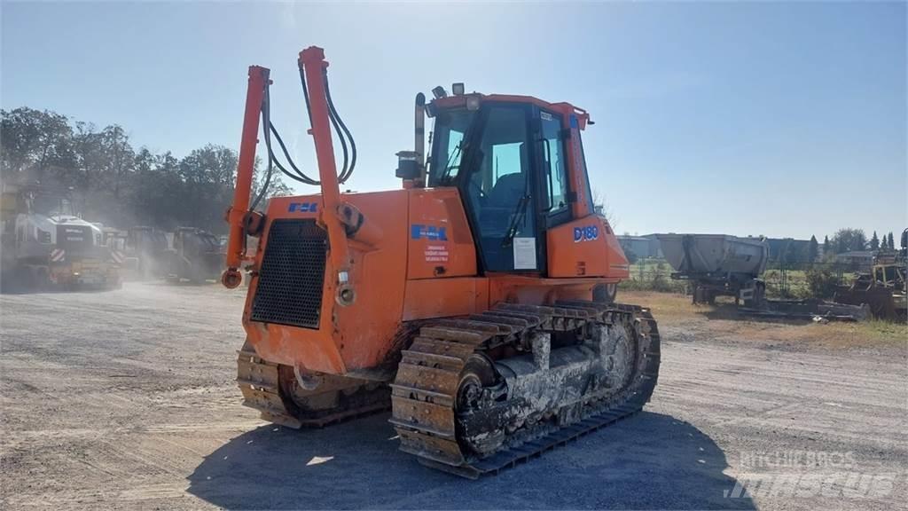 Fiat-Kobelco D180 Гусеничні бульдозери