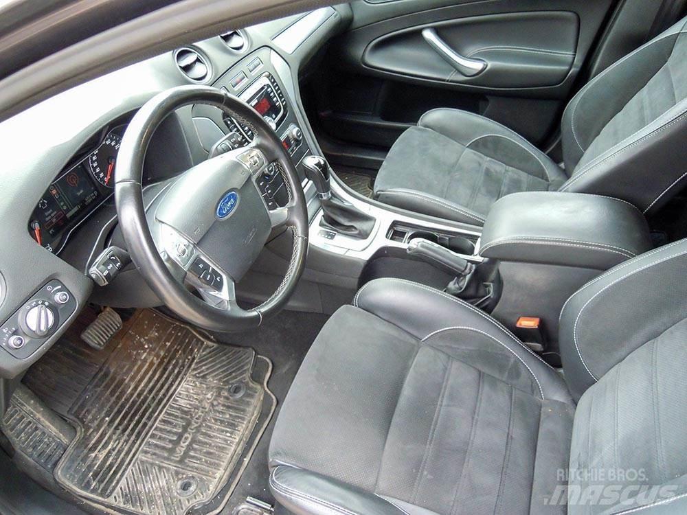 Ford Mondeo Автомобілі