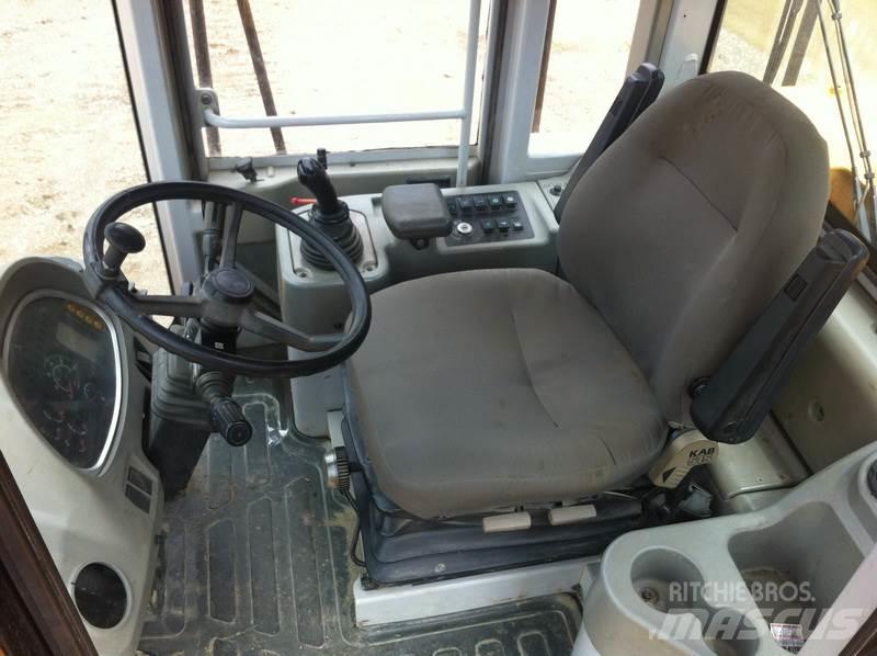 Hyundai HL770-7 Фронтальні навантажувачі