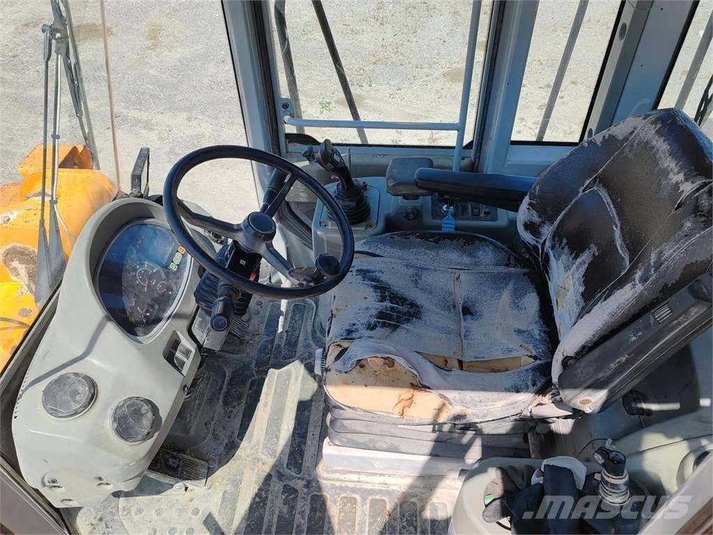Hyundai HL770-7A Фронтальні навантажувачі