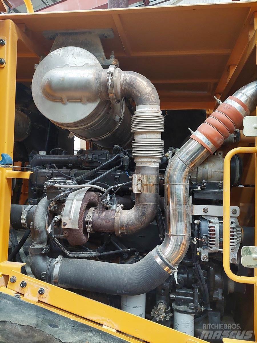Hyundai HL780-9A Фронтальні навантажувачі