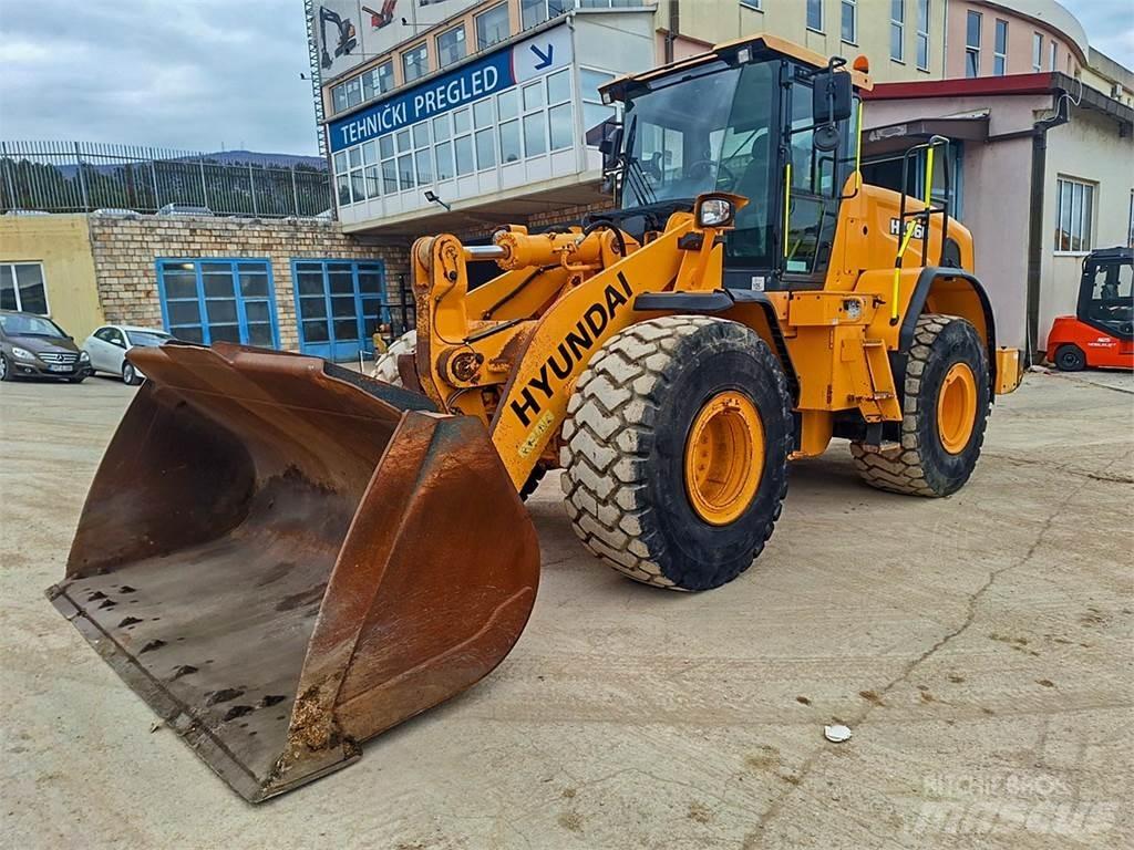 Hyundai HL960 Фронтальні навантажувачі