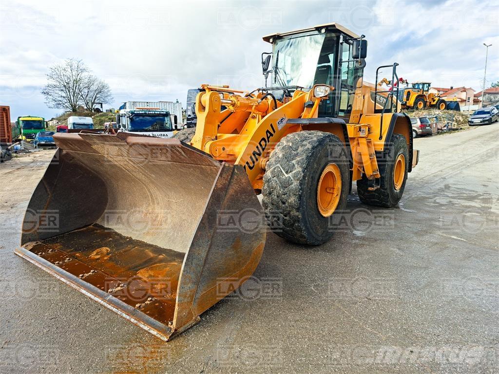 Hyundai HL970 Фронтальні навантажувачі