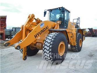 Hyundai HL980 Фронтальні навантажувачі